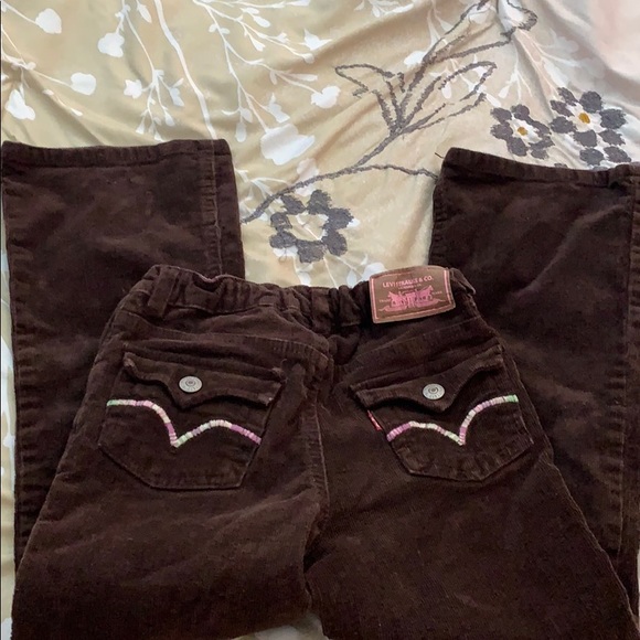 Corduroy Levi’s 💗 - Picture 3 of 3